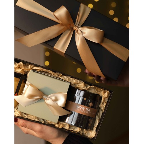 Новорічний подарунок. Теплий мікс із свічкою BLACK Новорічний подарунок. Теплий мікс із свічкою BLACK